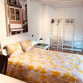 Private room for rent for €615 per month in Saint-Gilles, Rue de l'Amazone