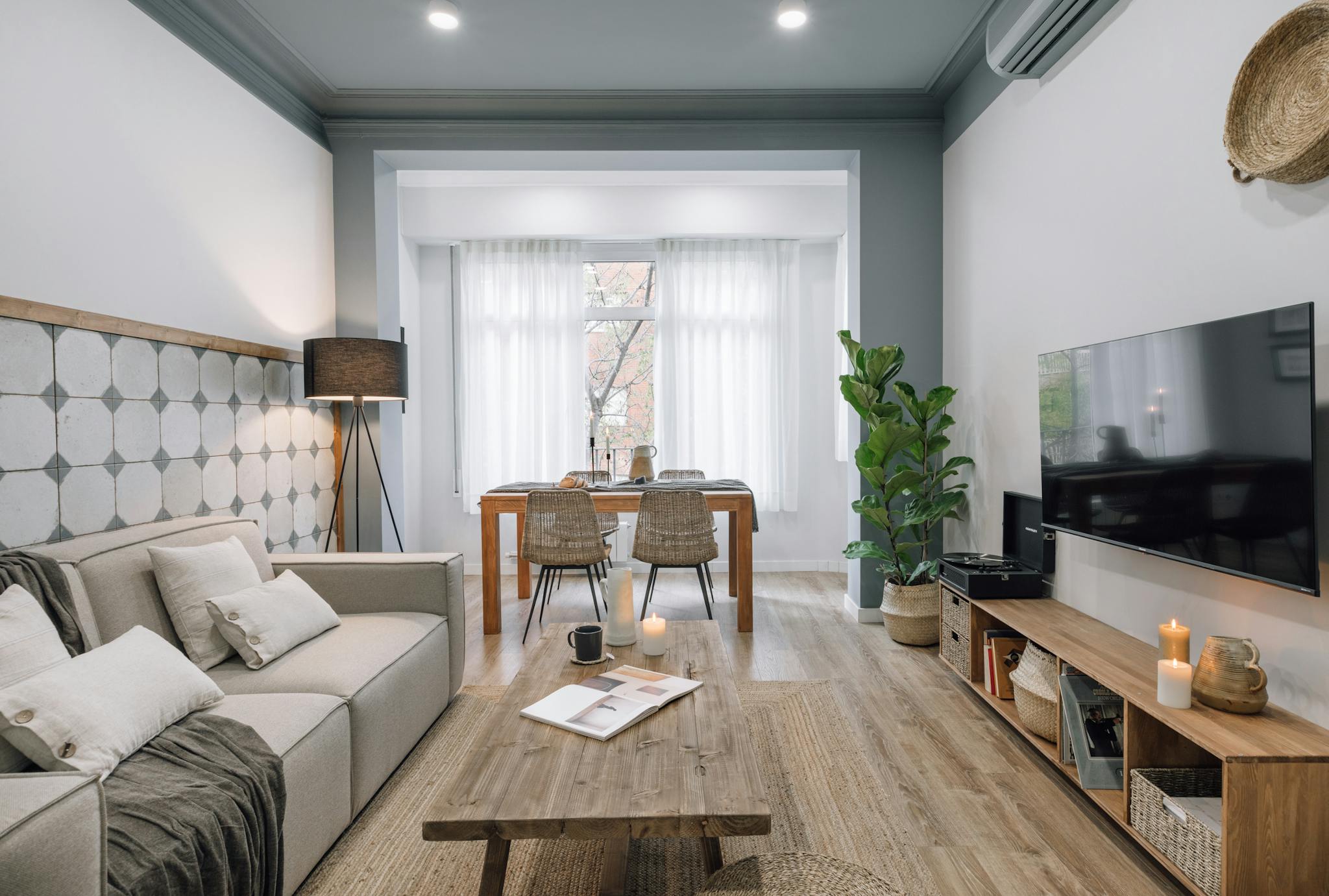 Carrer de los Castillejos, Barcelona preview