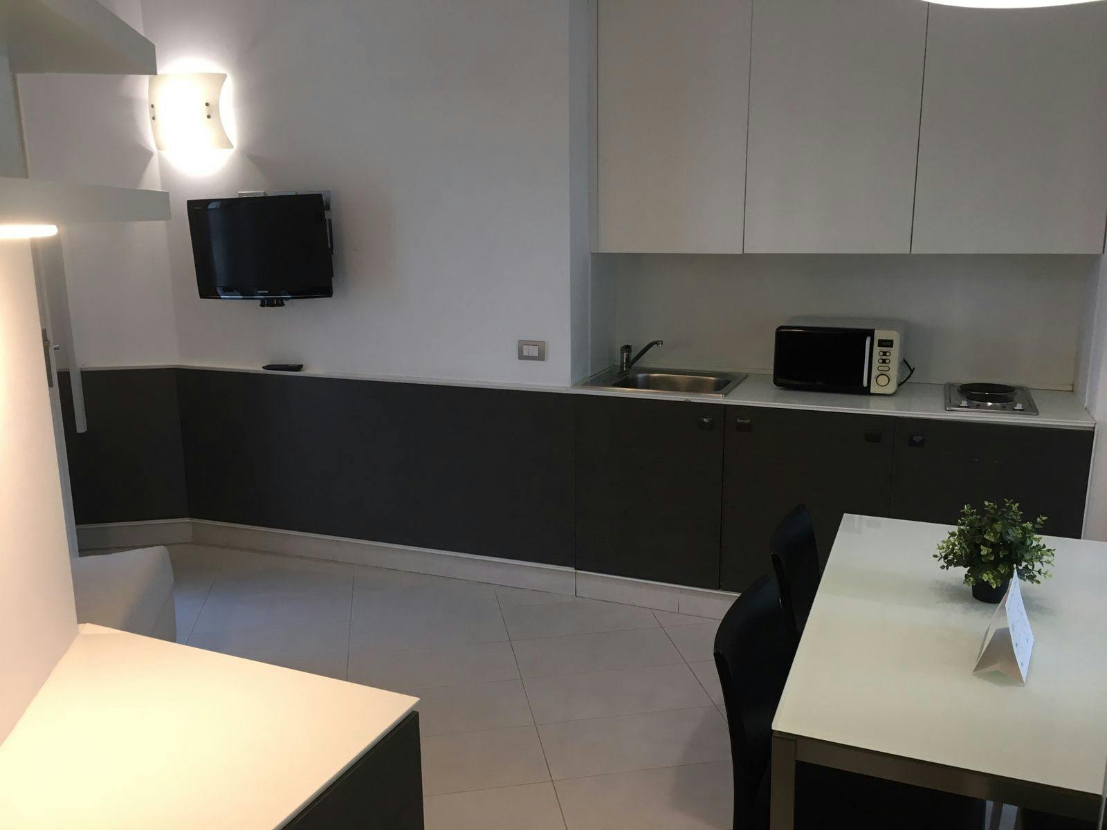 Lungotevere degli Artigiani, Rome