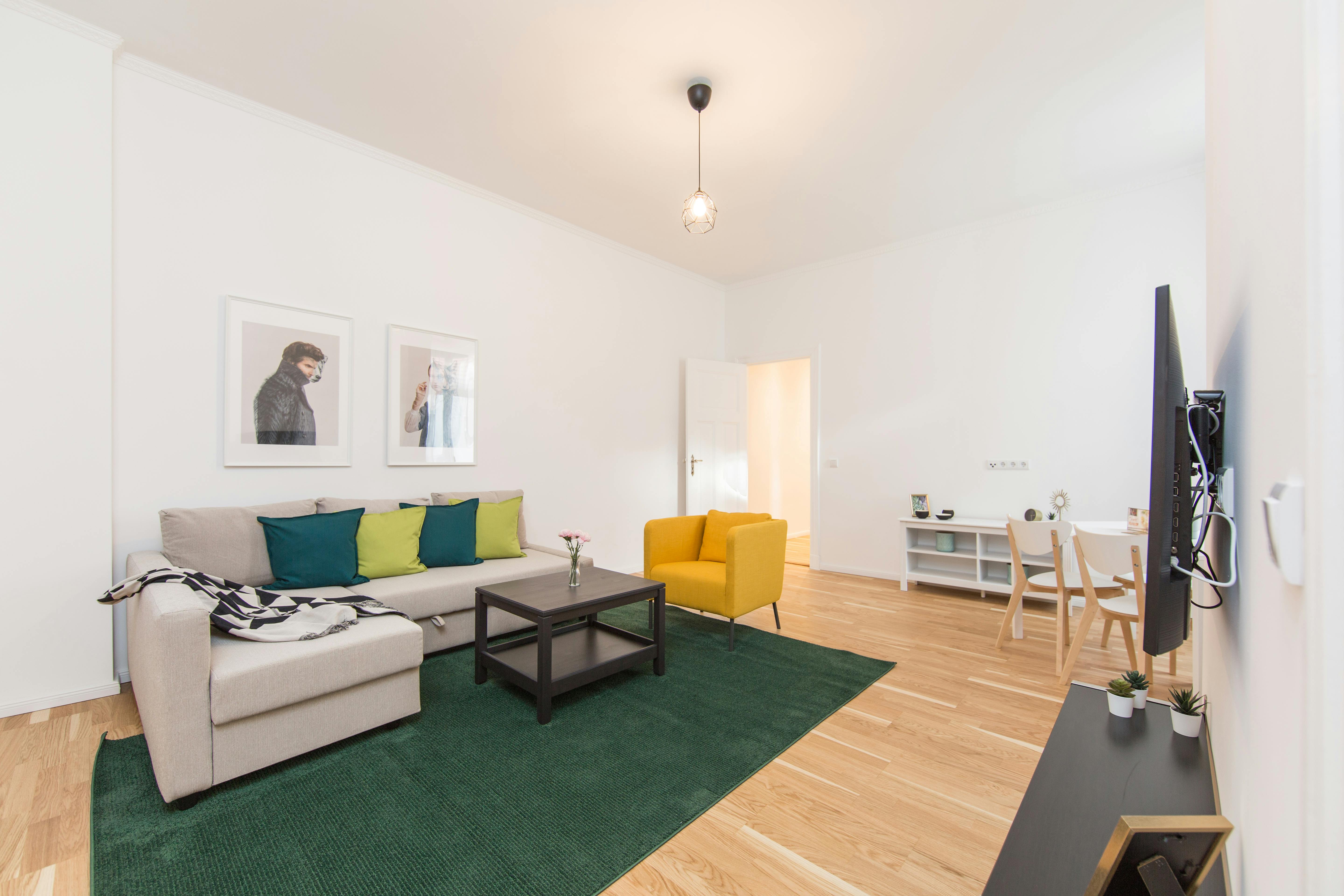 Glasgower Straße, Berlin preview