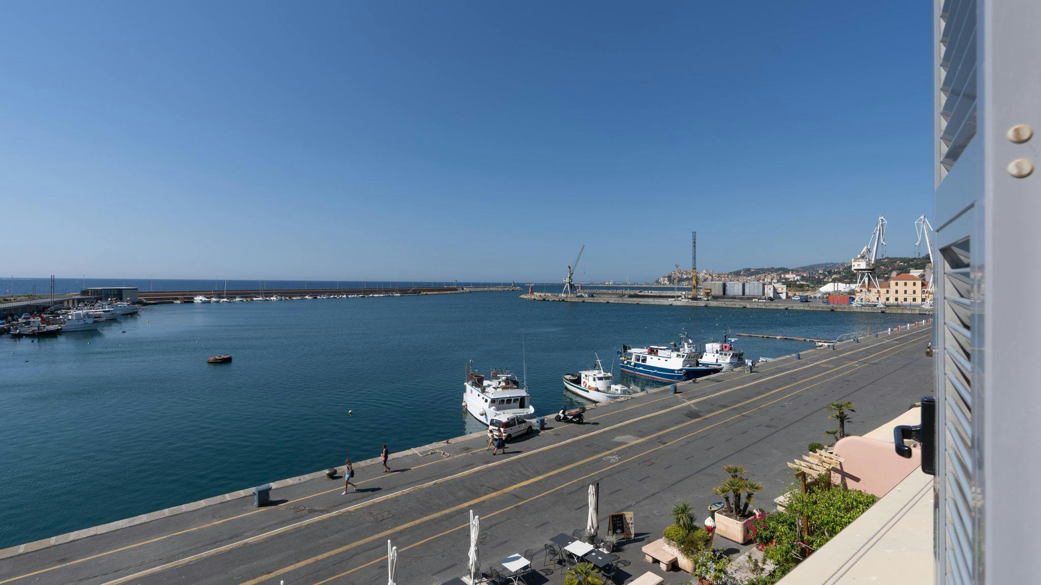 Appartamento in affitto a 1 € al mese a Imperia, Via Andrea Doria