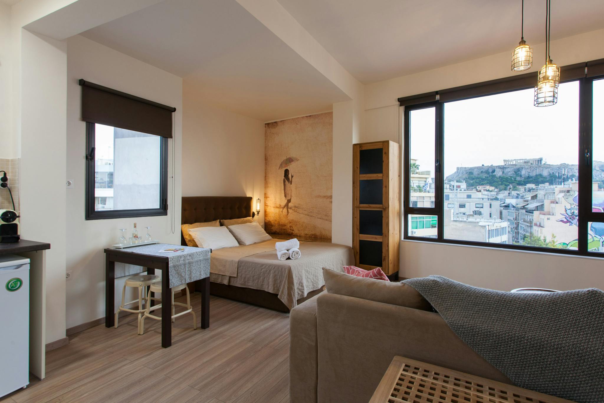 Aristofanous, Athens preview