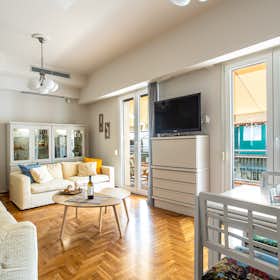 Apartment for rent for €2,000 per month in Athens, Dimitrakopoulou N.