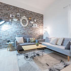 Appartement te huur voor € 1.100 per maand in Athens, Iliou