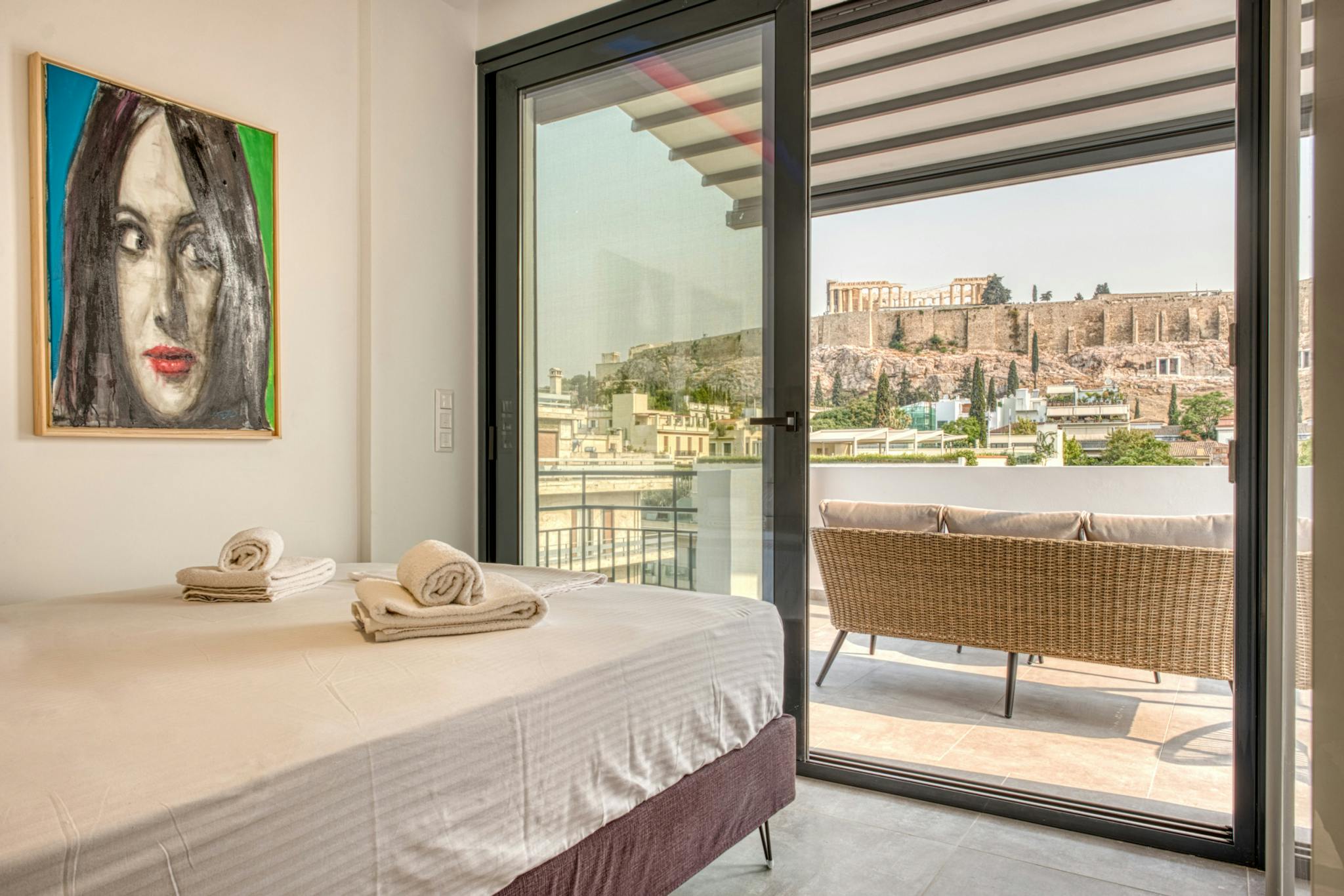 Mitsaion, Athens preview