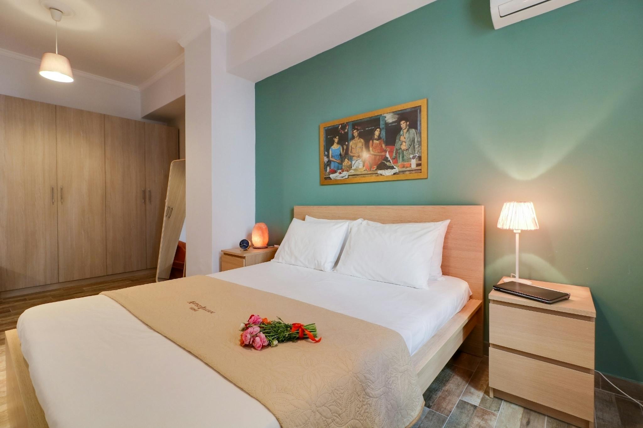 Ermou, Athens preview