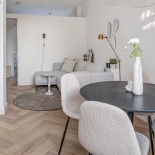 Apartment for rent for €1,695 per month in Utrecht, Balkstraat