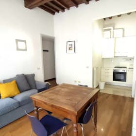 Apartment for rent for €2,025 per month in Florence, Borgo San Lorenzo