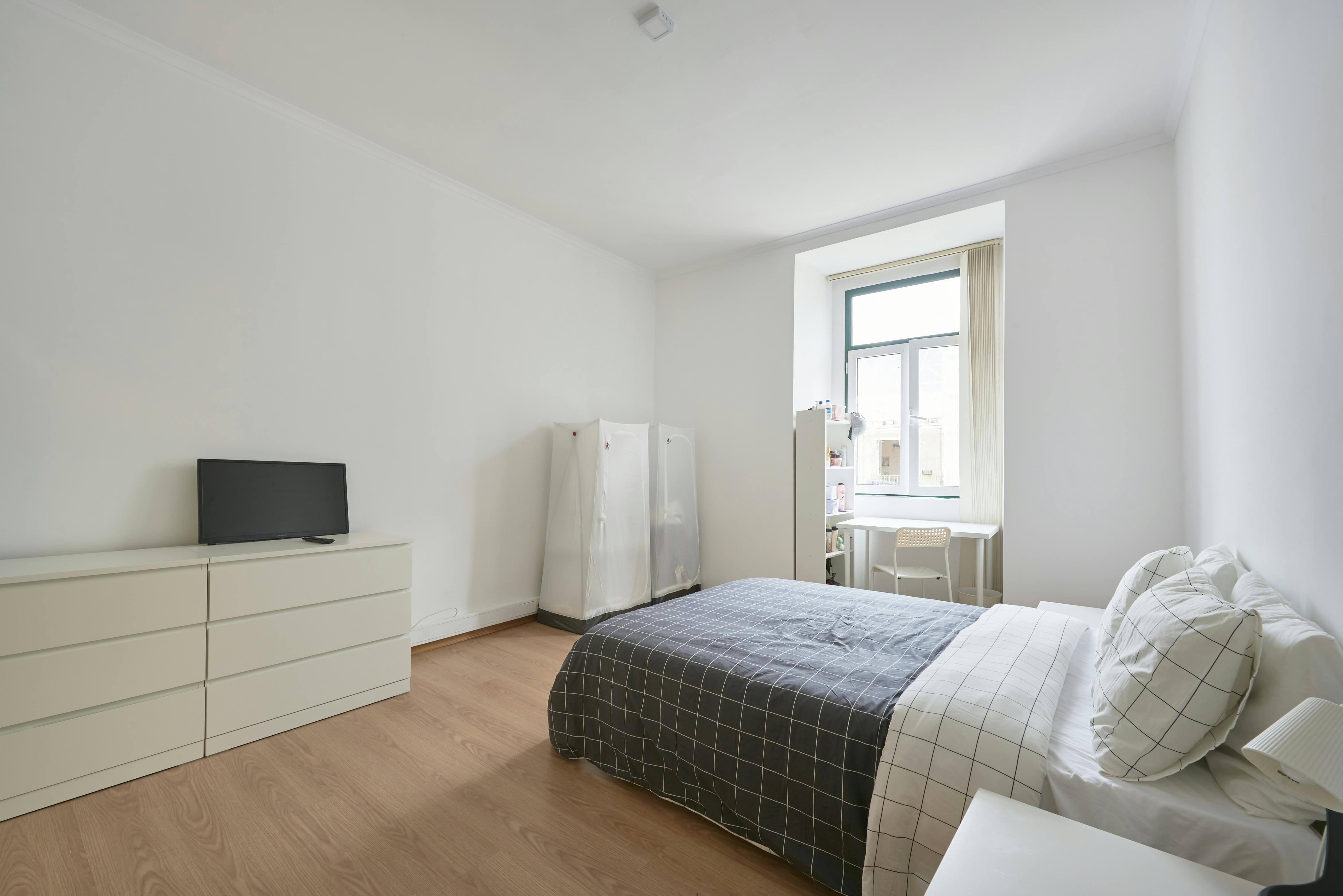 Avenida António Serpa, Lisbon preview