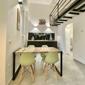 单间公寓 正在以 €1,120 的月租出租，其位于 Milan, Via Padova