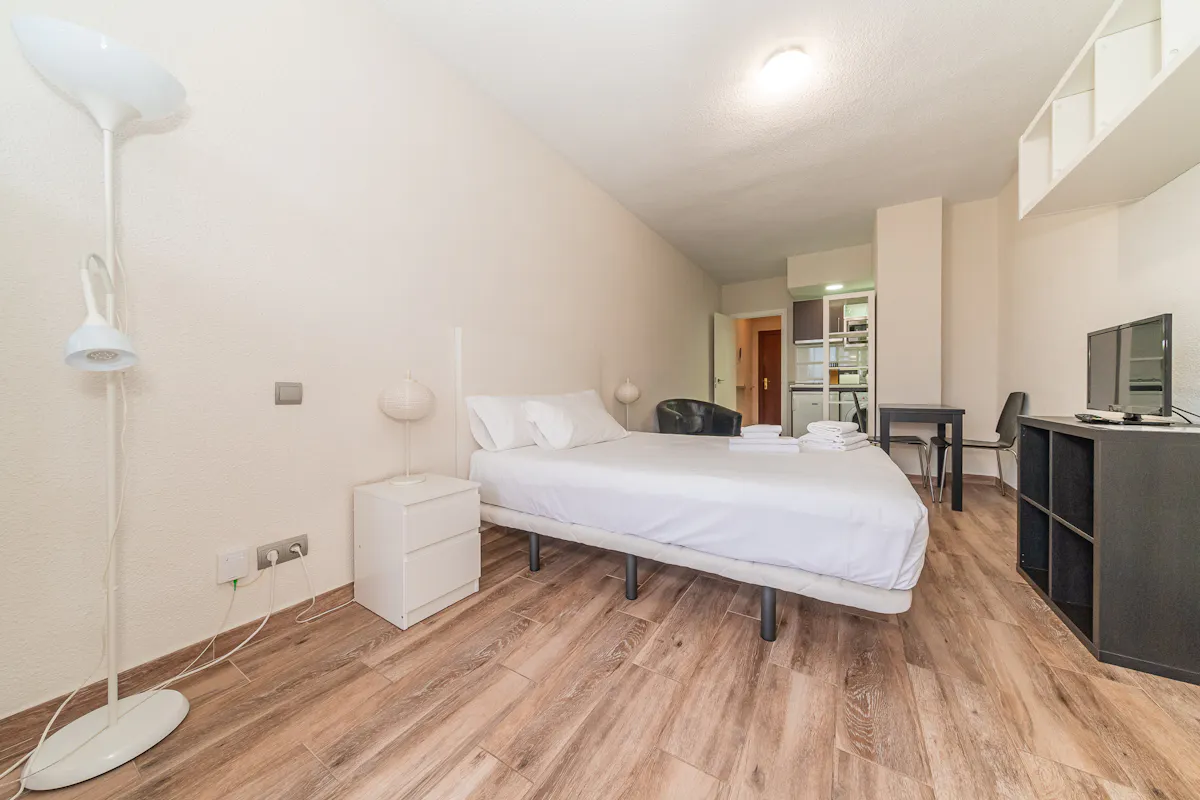 Building in Calle de Mauricio Legendre, Madrid (1247734) ROOM