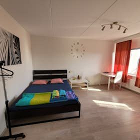 Cameră privată de închiriat pentru 560 EUR pe lună în Espoo, Sokinvuorenrinne