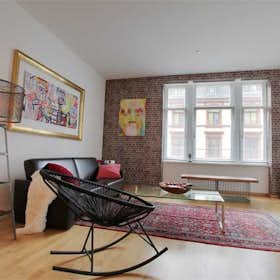 Apartment for rent for €1,850 per month in Frankfurt am Main, Elbestraße