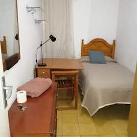 Privé kamer te huur voor € 500 per maand in L'Hospitalet de Llobregat, Avinguda de Ponent