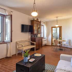 Appartamento in affitto a 1.343 € al mese a Alghero, Via Camillo Benso di Cavour