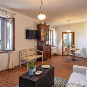 公寓 正在以 €1,343 的月租出租，其位于 Alghero, Via Camillo Benso di Cavour