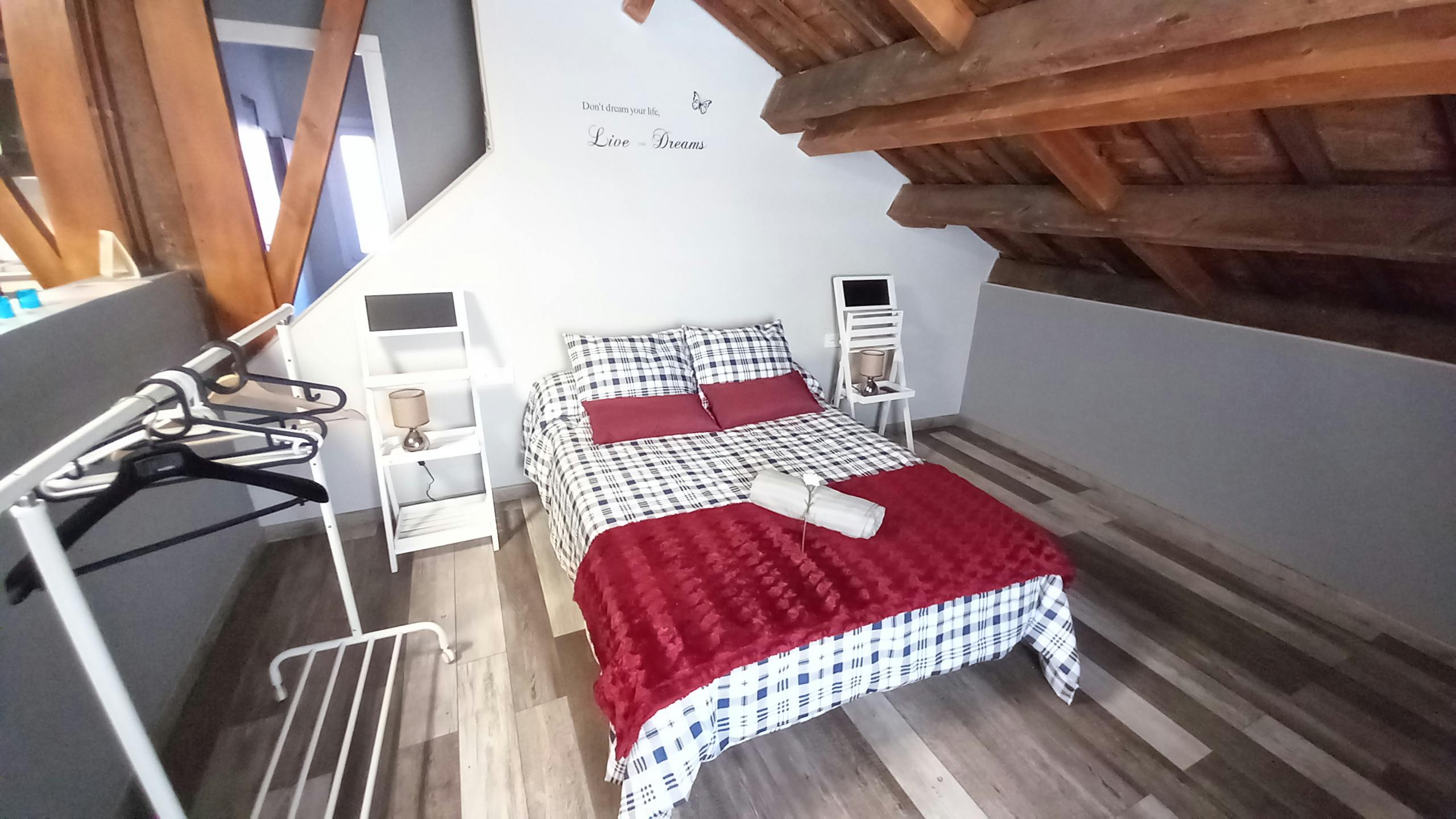 Appartement à louer pour 1 400 €/mois à Avilés, Calle Palacio Valdés