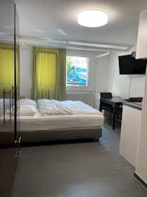 Appartement te huur voor € 1.622 per maand in Kloten, Obstgartenstrasse