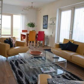 Casa for rent for 1800 € per month in Landsmeer, Kanaalweg