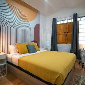 Private room for rent for €650 per month in Barcelona, Carrer de les Penedides