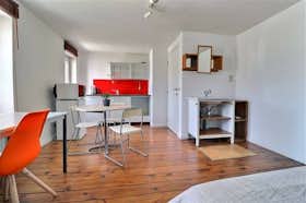 单间公寓 正在以 €590 的月租出租，其位于 Grimbergen, Lakensestraat