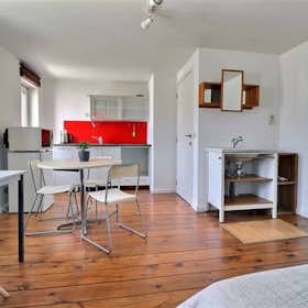 Studio for rent for 590 € per month in Grimbergen, Lakensestraat