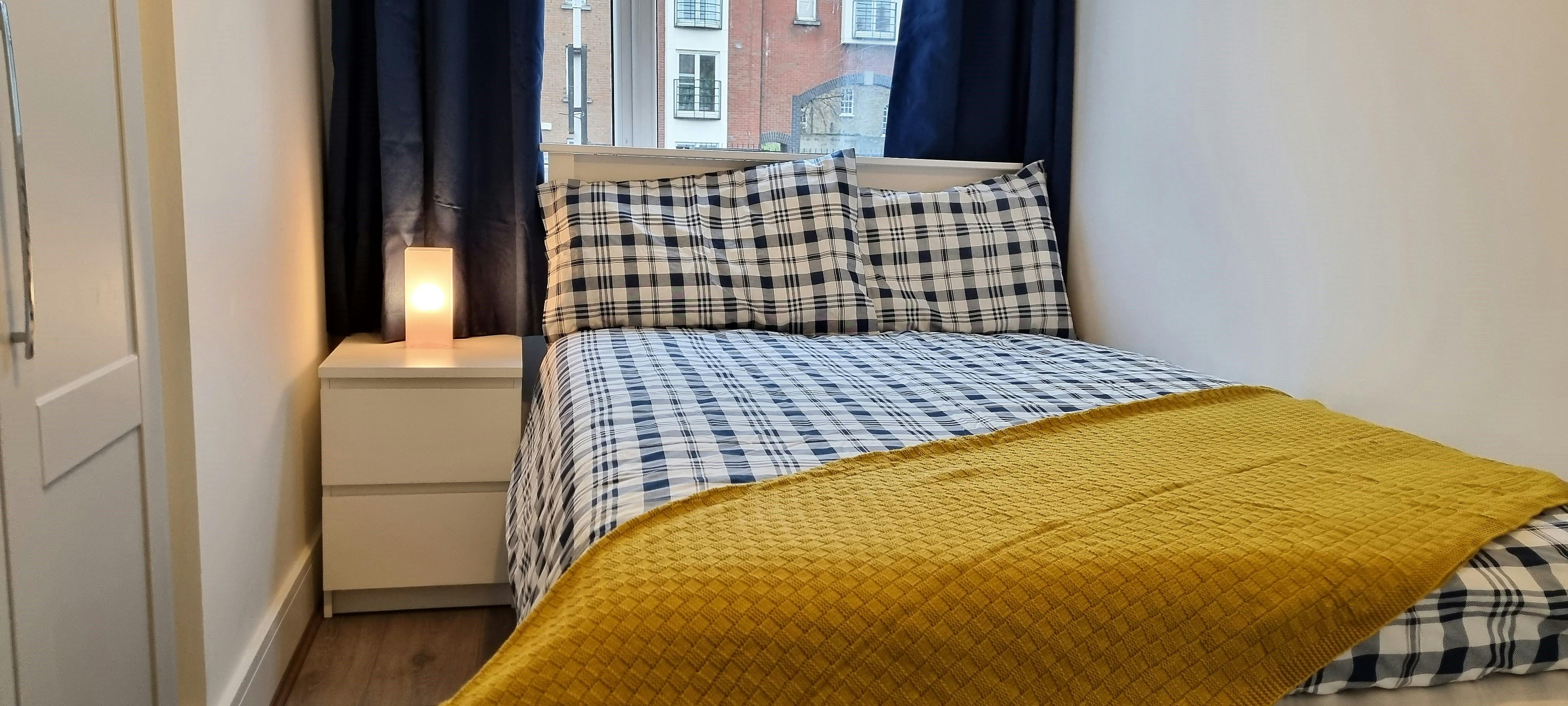 Private room for rent for €1,235 per month in Dublin, Phibsborough Road