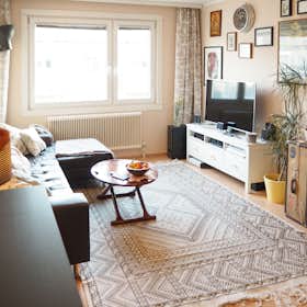 Apartment for rent for €1,550 per month in Vienna, Leithastraße