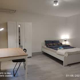 Private room for rent for €895 per month in Saint-Josse-ten-Noode, Rue Charles VI