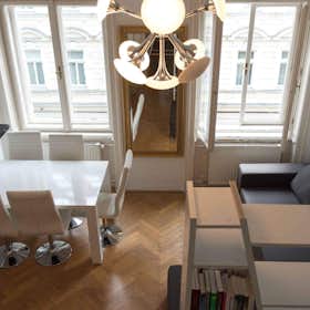 Apartment for rent for €1,900 per month in Vienna, Seidengasse