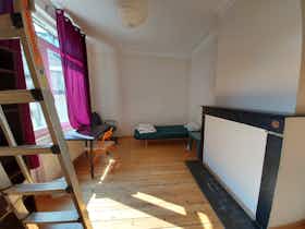 Private room for rent for €630 per month in Ixelles, Chaussée de Boondael
