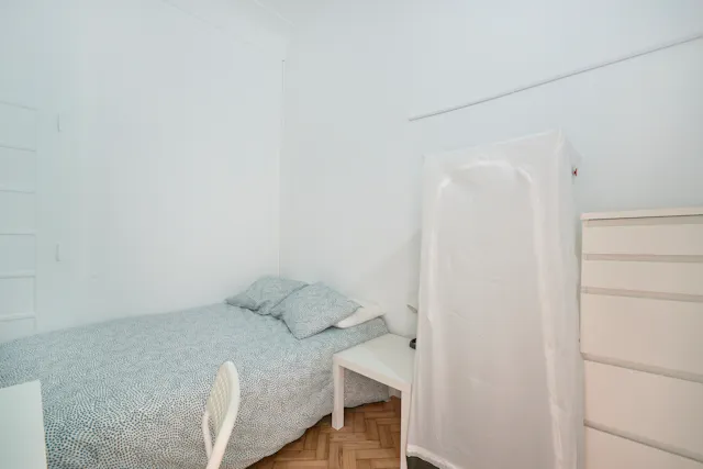 Private room in Rua Sampaio e Pina, Lisbon (1255526) room image 2