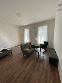 Studio for rent for HUF 368,161 per month in Budapest, Csengery utca