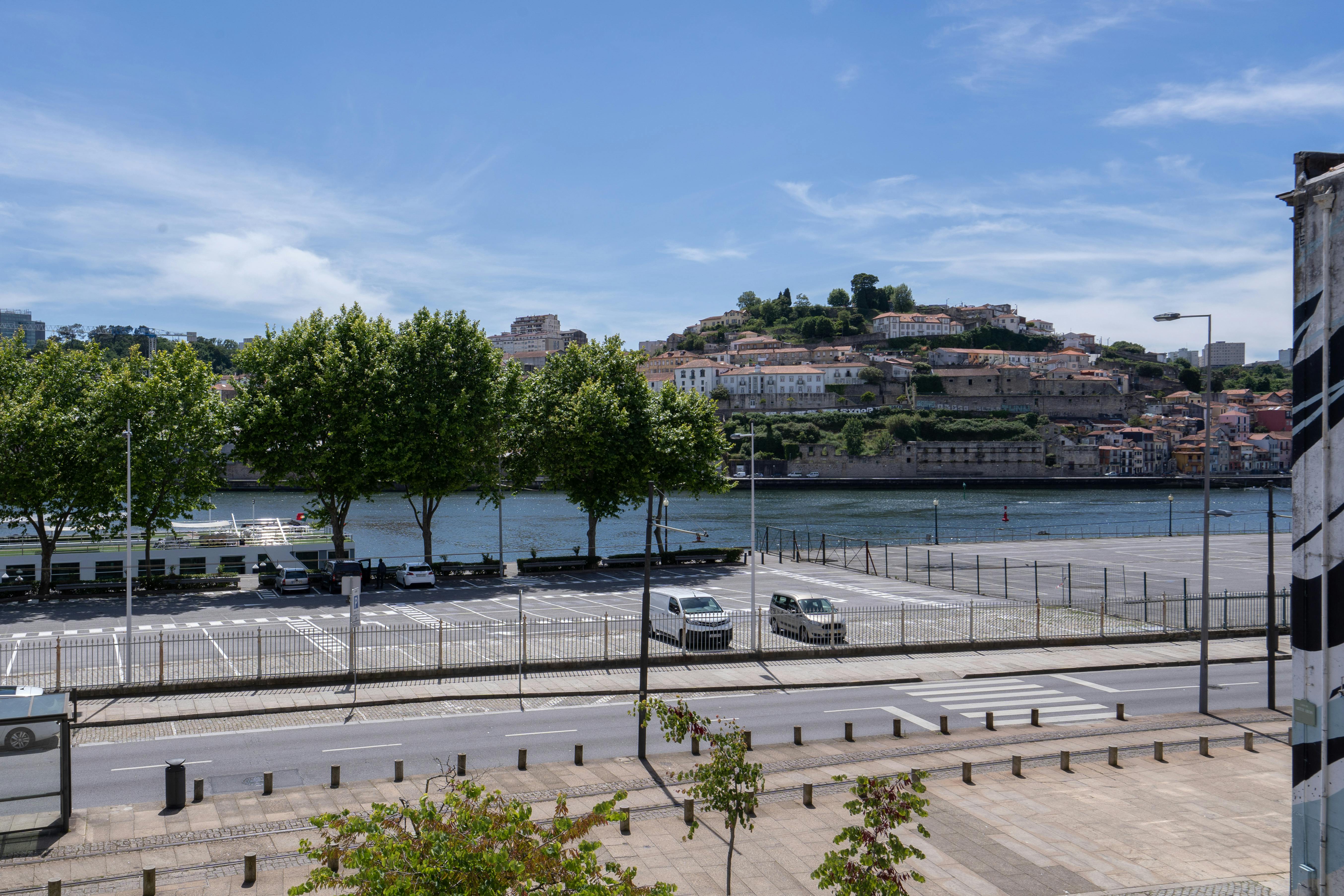 Rua da Arménia, Porto preview