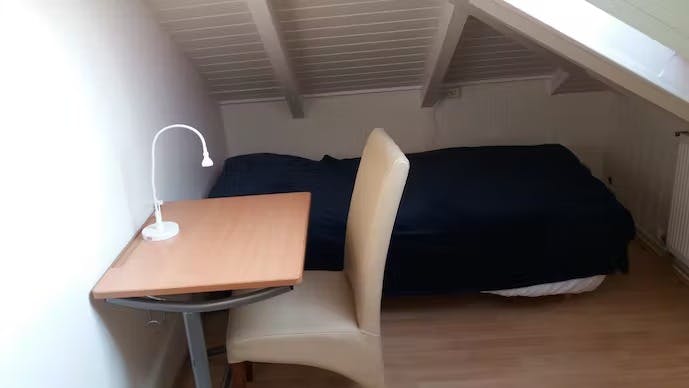 Chambre privée à louer pour 110 003 ISK/mois à Reykjavík, Skipholt