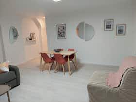 Apartment for rent for €1,000 per month in Strasbourg, Rue du Dôme