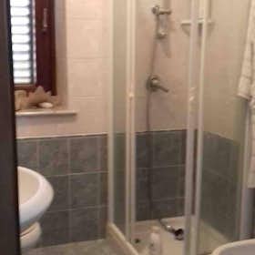 Private room for rent for €320 per month in Termini Imerese, Via Gallegra