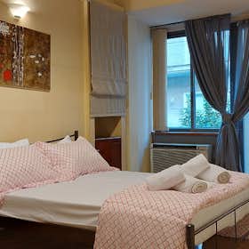 Private room for rent for €450 per month in Athens, Ithakis