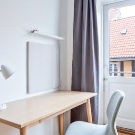 Habitación privada en alquiler por 8250 DKK al mes en Århus, Studsgade