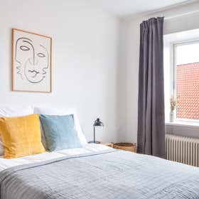私人房间 正在以 DKK 6,200 的月租出租，其位于 Århus, Studsgade