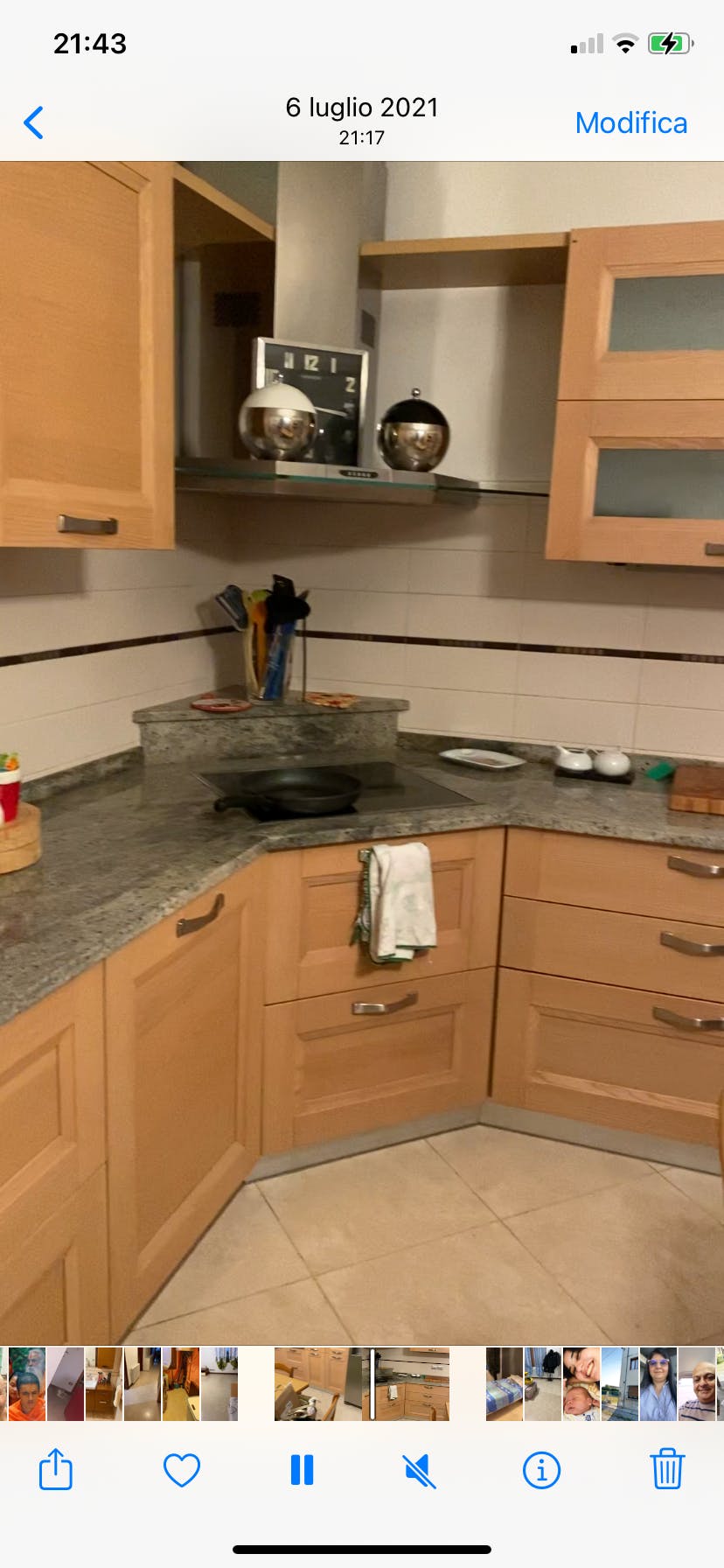 preview gallery tile