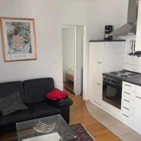 Apartment for rent for €1,090 per month in Köln, Körnerstraße
