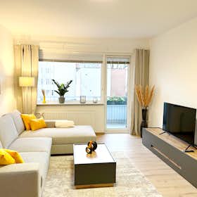 Apartment for rent for €1,790 per month in Berlin, Waldstraße