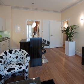 Appartement te huur voor € 2.340 per maand in Stuttgart, Ludwigsburger Straße