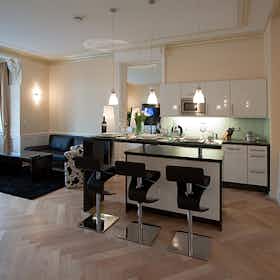 Apartament de închiriat pentru 2.340 EUR pe lună în Stuttgart, Ludwigsburger Straße