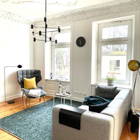 Apartamento para alugar por € 2.590 por mês em Hamburg, Bundesstraße