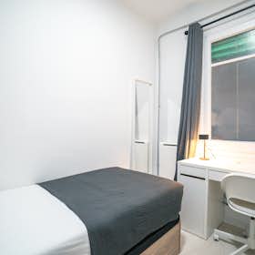 Private room for rent for €600 per month in Barcelona, Carrer del Comandant Benítez
