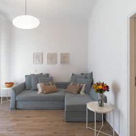 公寓 正在以 €1,200 的月租出租，其位于 Athens, Leontiou