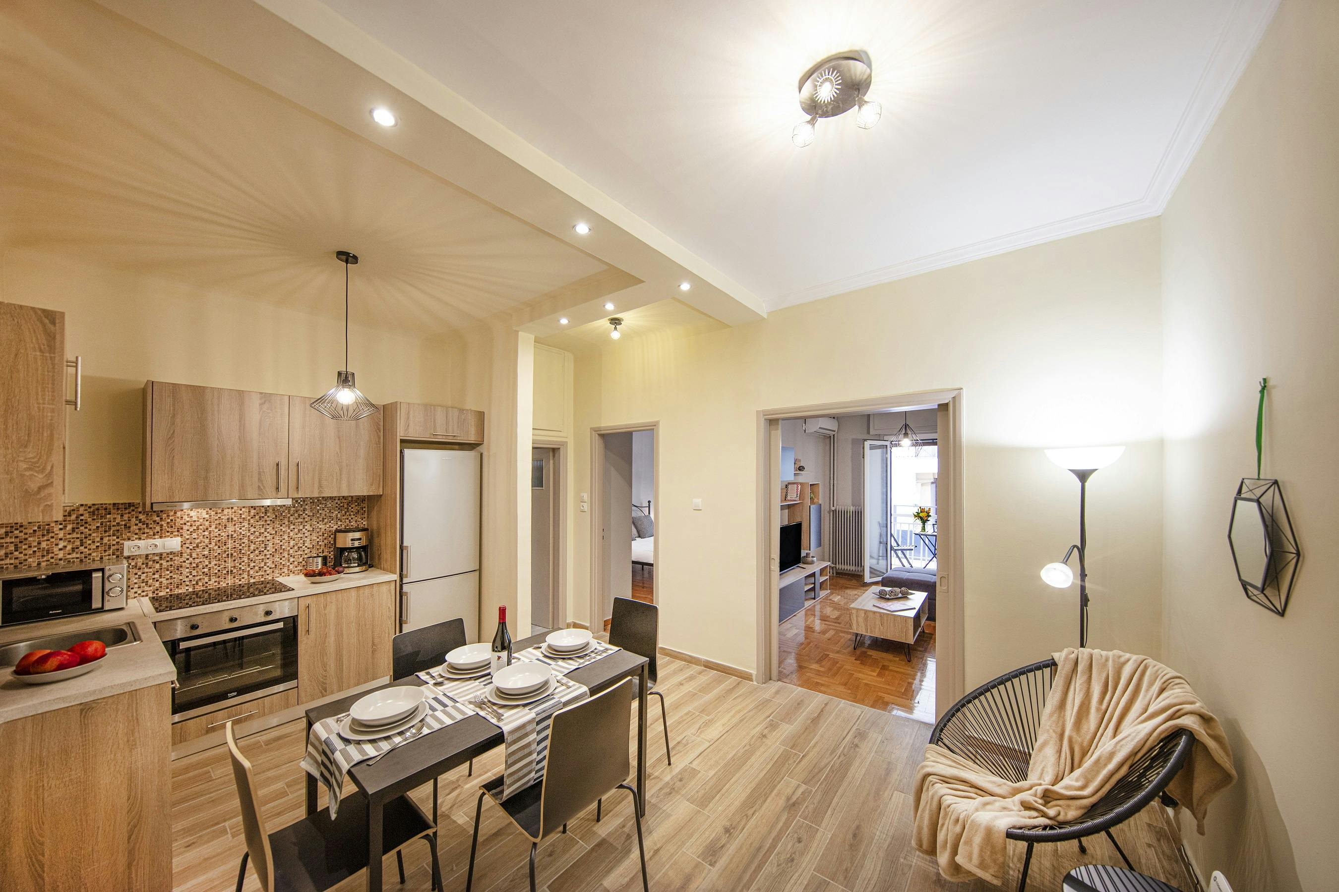 Niovis, Athens preview