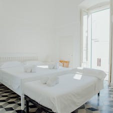 Apartment for rent for €723 per month in Monopoli, Via Camillo Benso di Cavour
